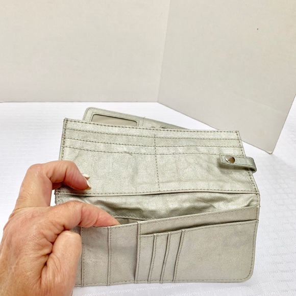 Kipling full size wallet - Picture 6 of 8